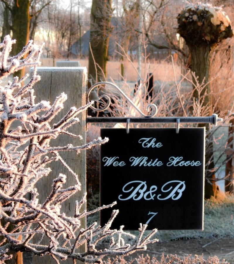 The Wee White Hoose Acomodação com café da manhã Oosternijkerk Exterior foto