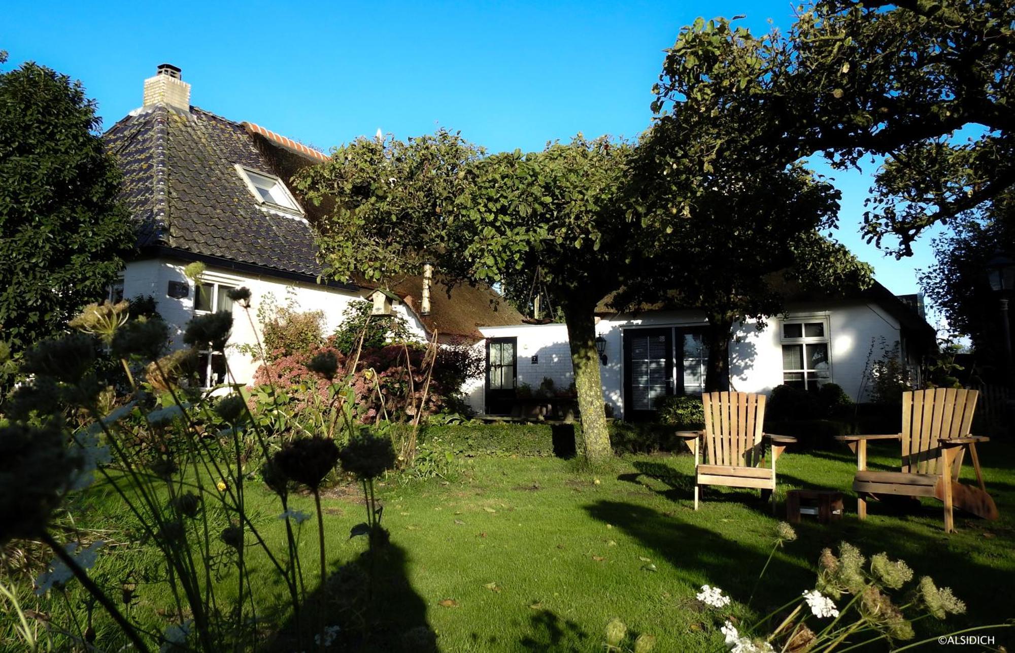 The Wee White Hoose Acomodação com café da manhã Oosternijkerk Exterior foto