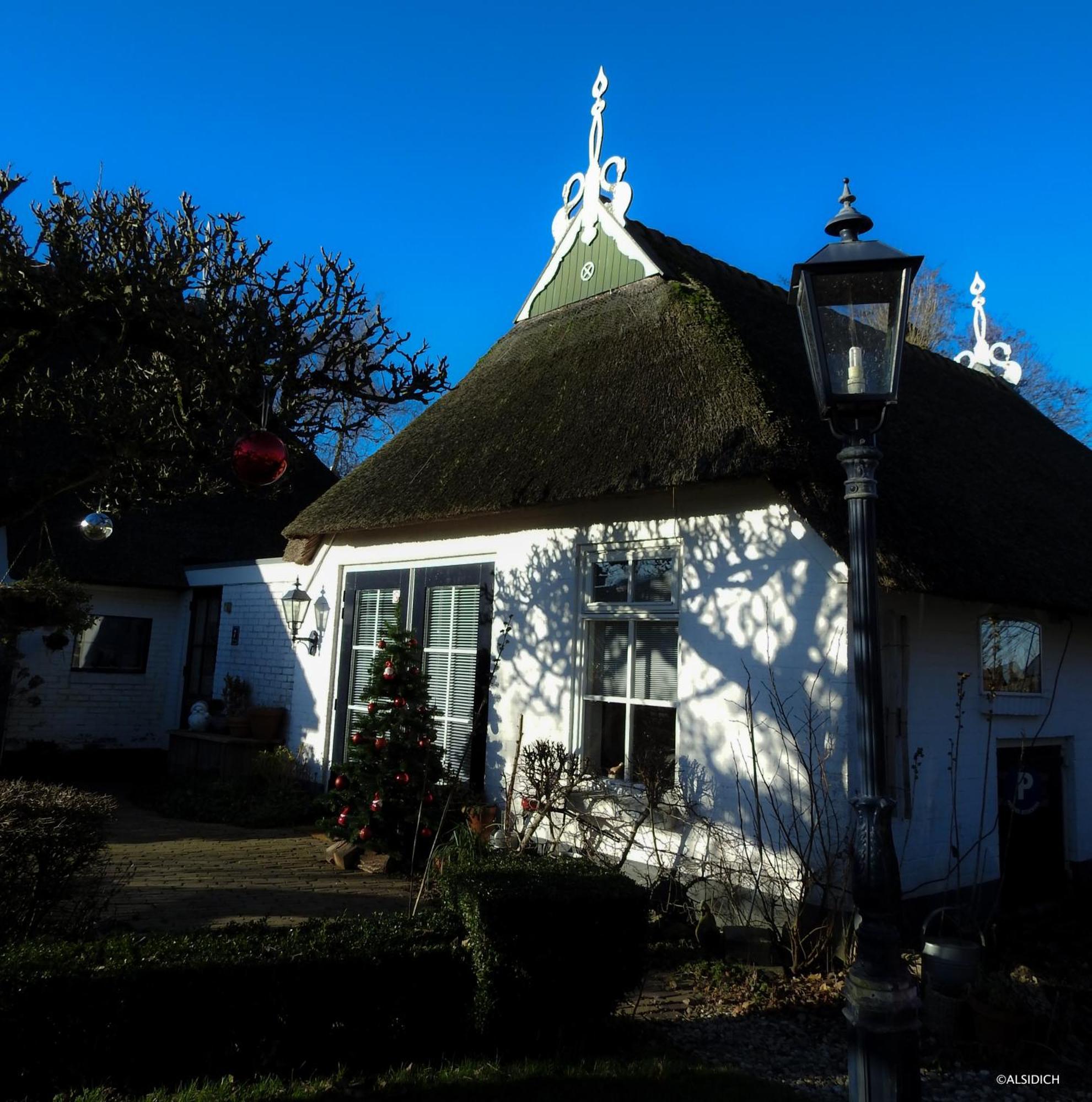 The Wee White Hoose Acomodação com café da manhã Oosternijkerk Exterior foto